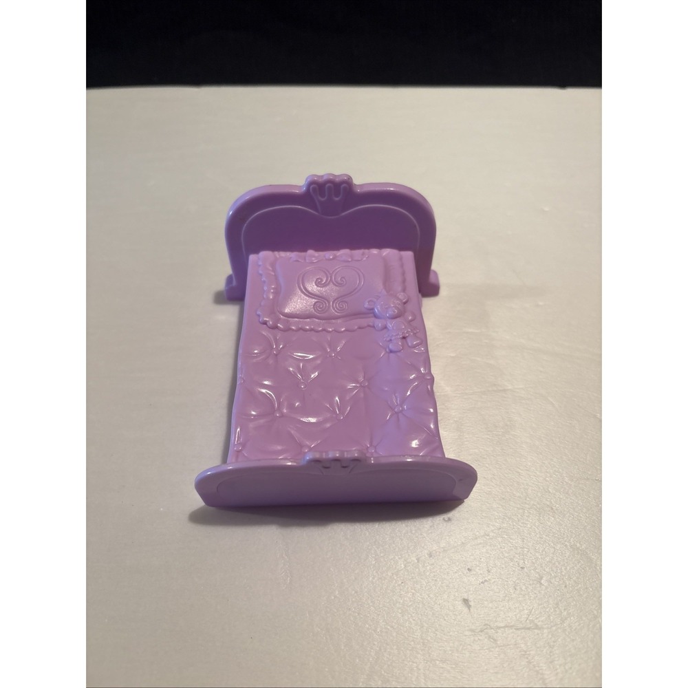 Fisher-Price Little People Disney Princess Rapunzel Musical Palace Purple Bed